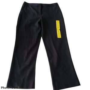 Max and Mia Black Ankle Pants Small NWT